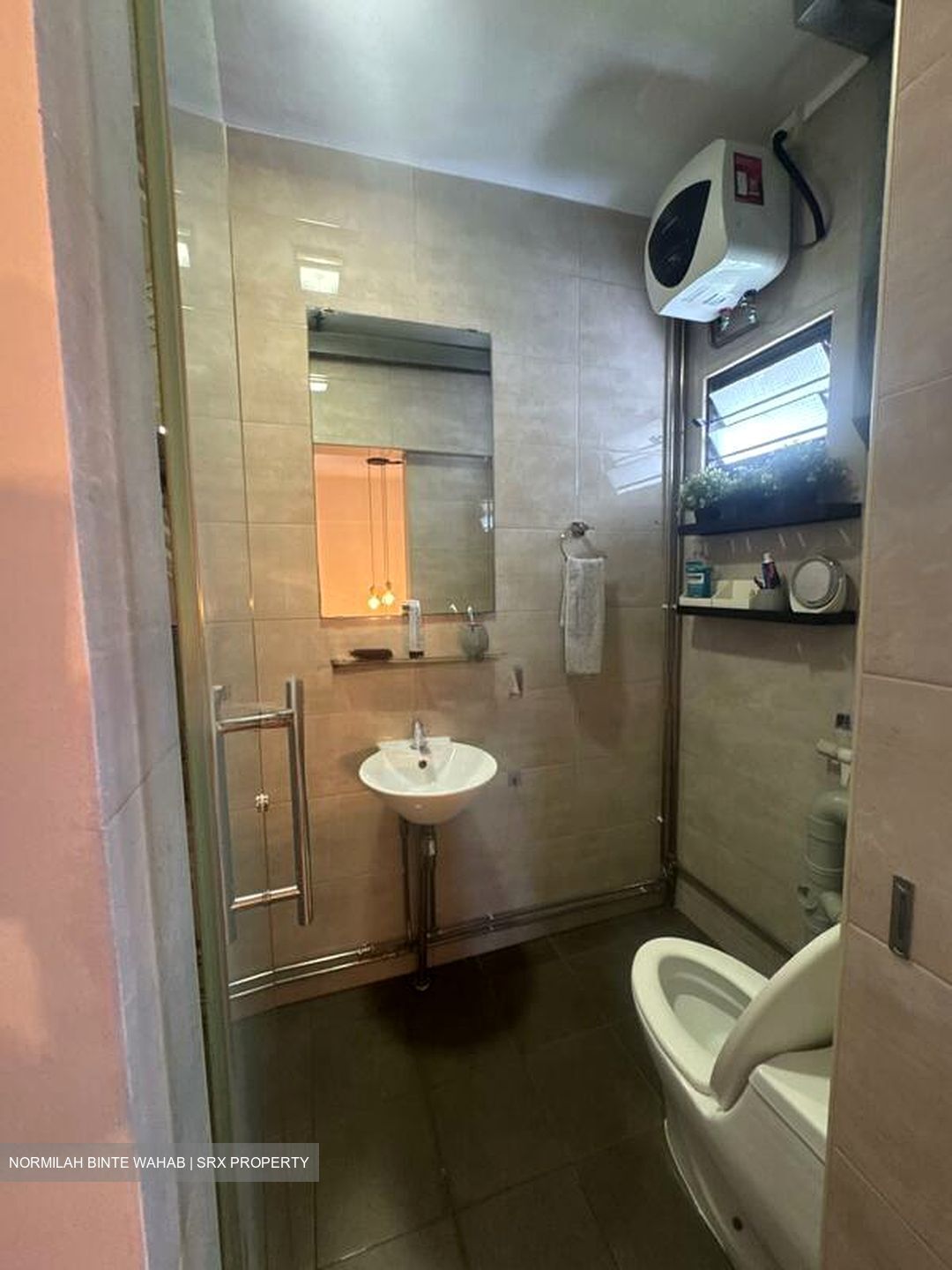 Blk 408 Hong Kah Court (Jurong West), HDB Executive #510759351